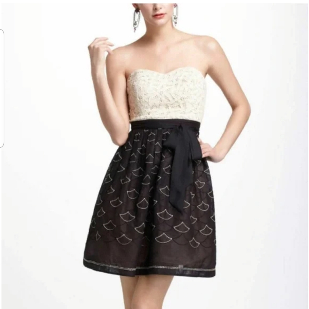 Anthroplogie Meadow Rue strapless dress